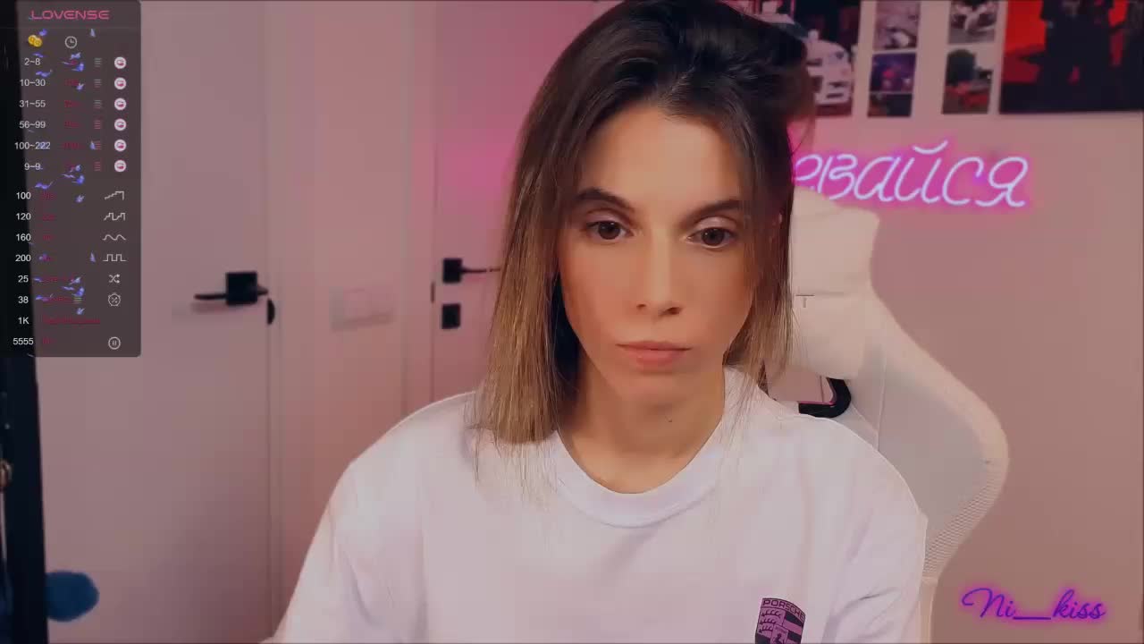 ni_kiss Live Sex December 13, 2025