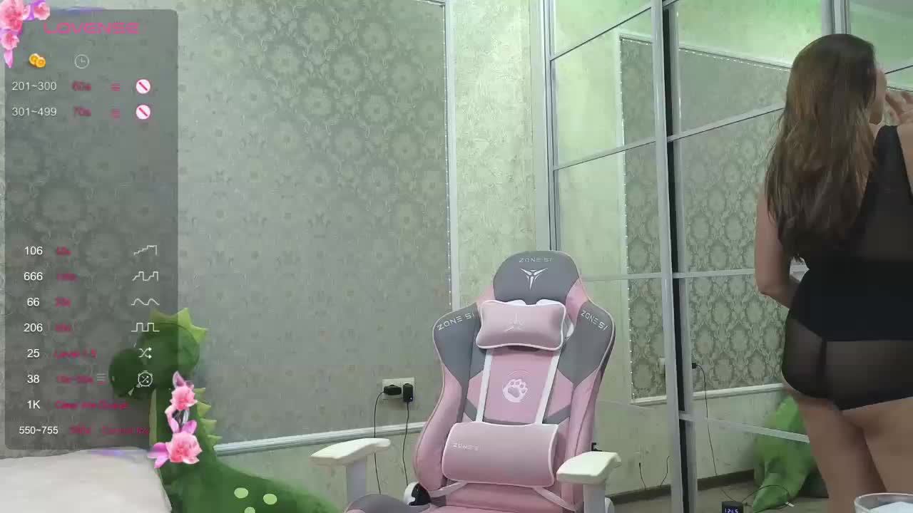 DIVORA Live Sex December 19, 2025