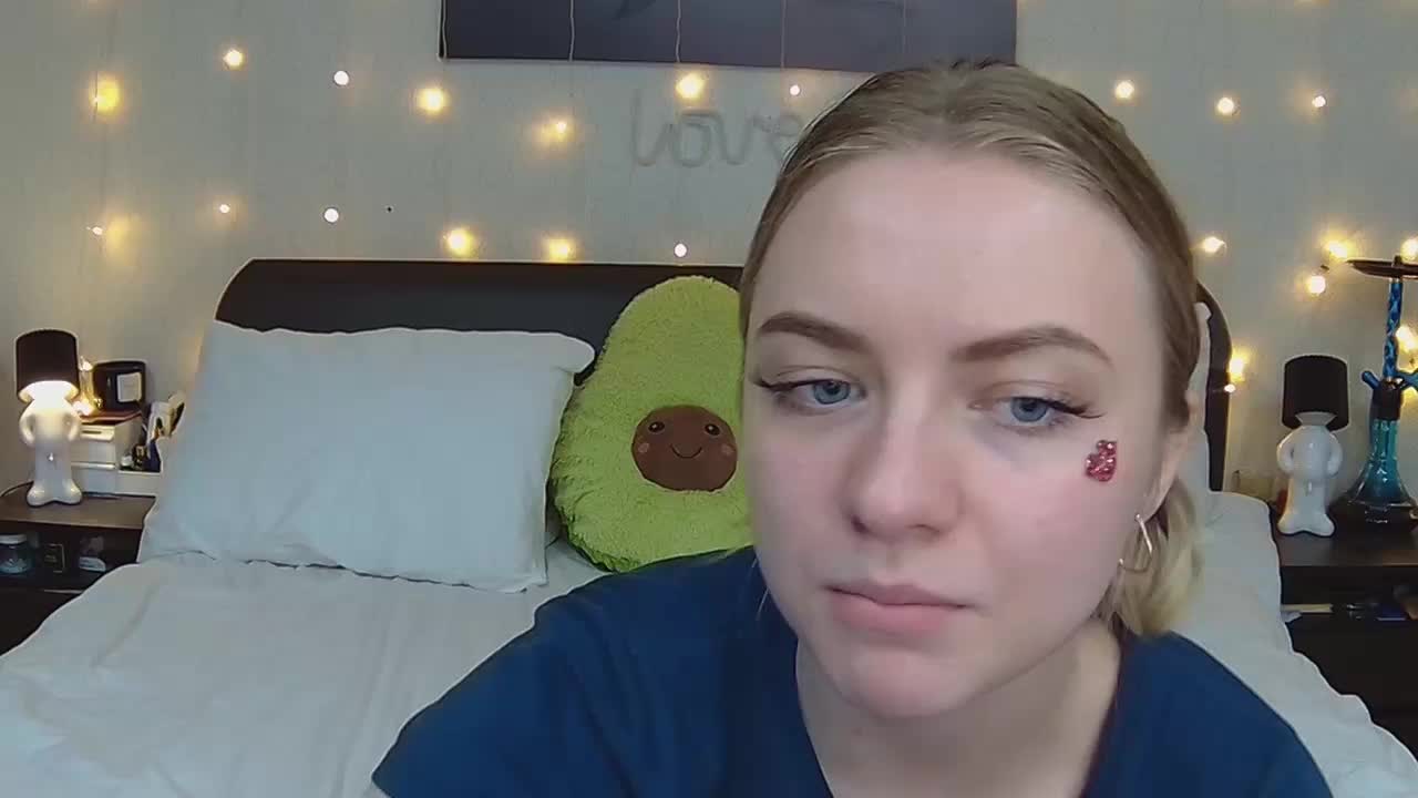 LinkaMalinka Live Sex December 17, 2025