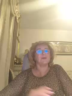 KarinkaSweet Live Sex December 17, 2025