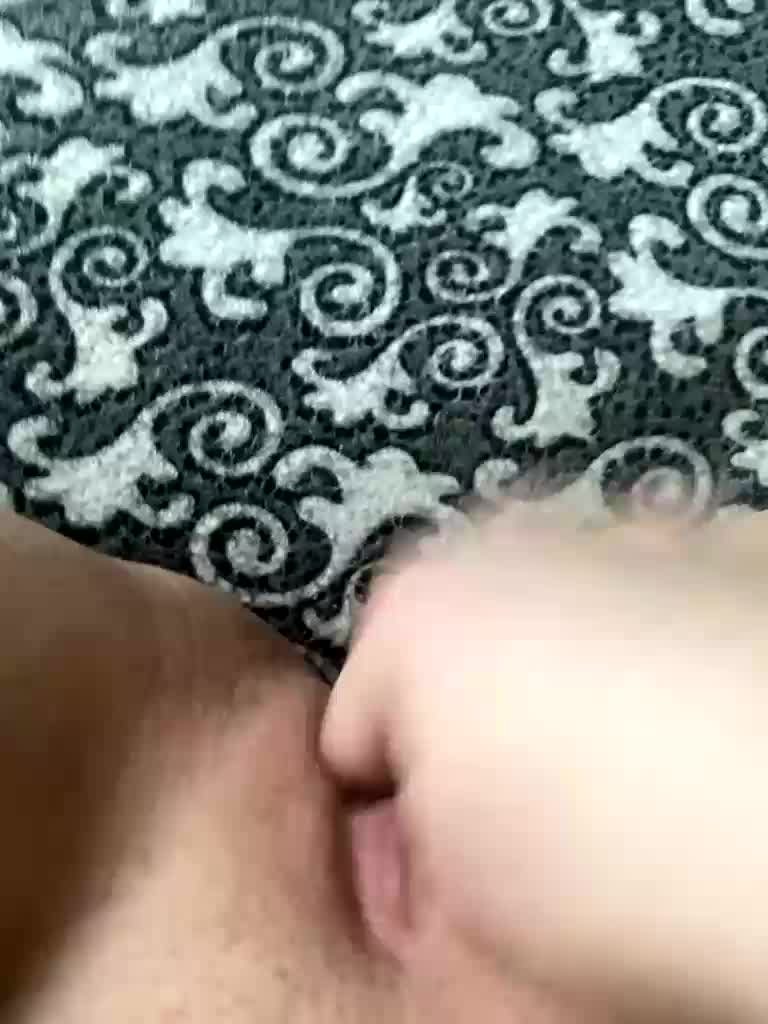 Kiss_milaTor Live Sex December 13, 2025