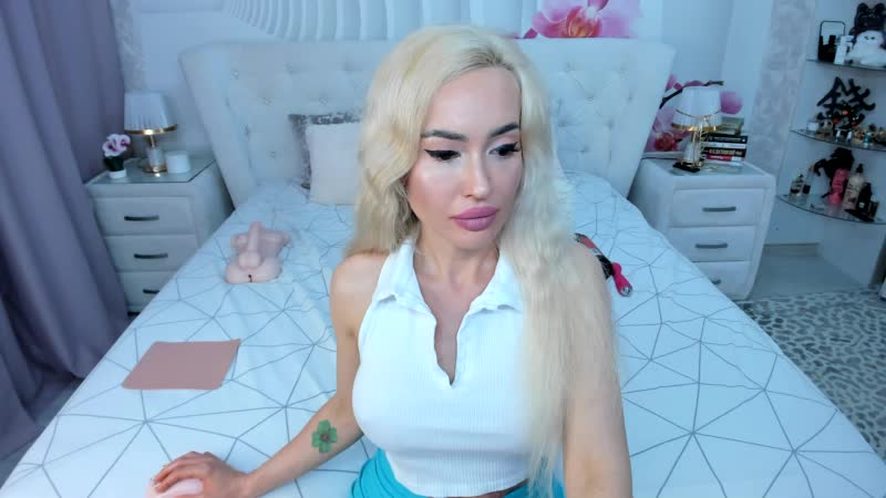 HottieSweetBritney Live Sex December 19, 2025