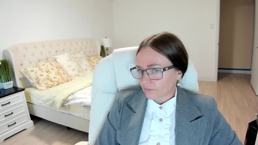 Vika73 Live Sex December 17, 2025