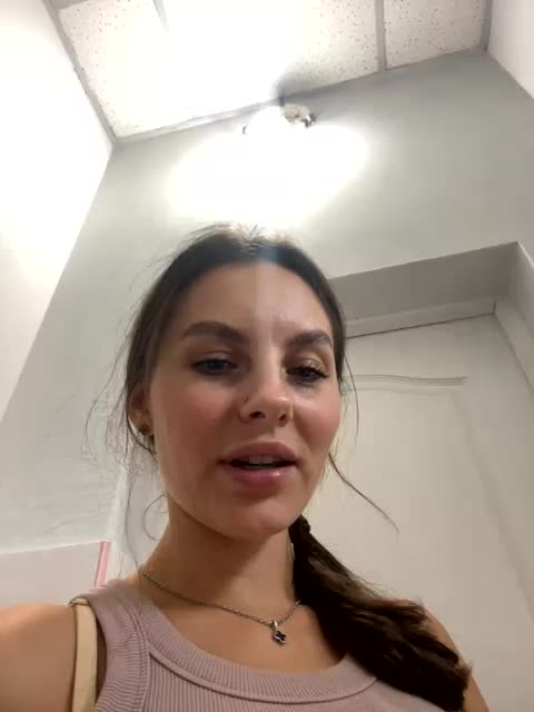 VALERIYAAA Live Sex December 13, 2025