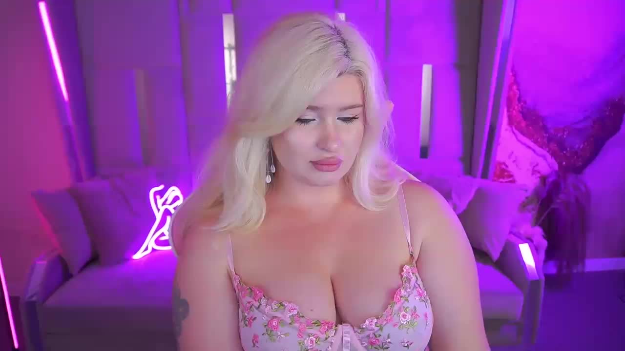 AnoraJoy Live Sex December 17, 2025