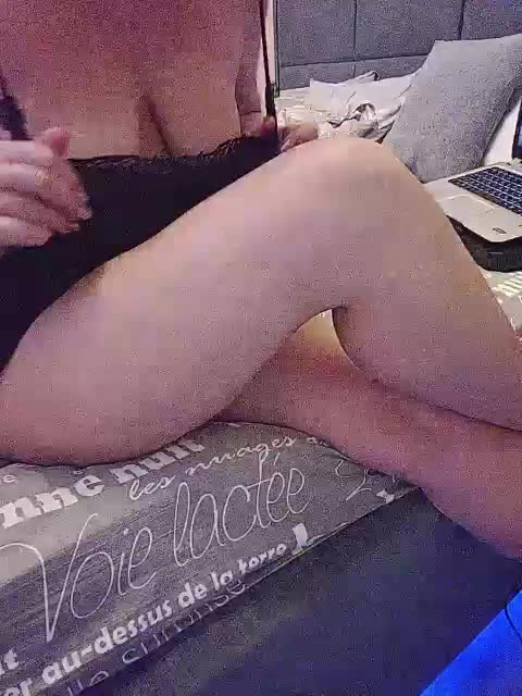 Koshecka77 Live Sex December 15, 2025