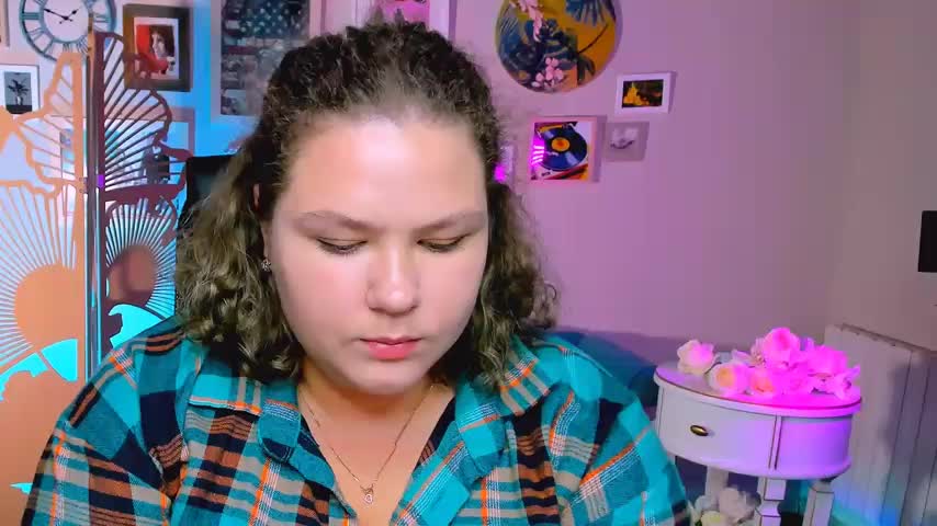 FlorenceAnderson Live Sex December 14, 2025