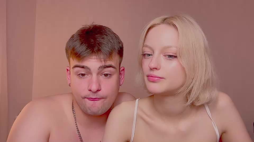 your_molly_mark Live Sex December 17, 2025