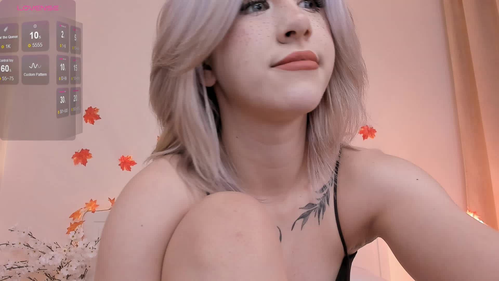 Necucubi Live Sex December 17, 2025