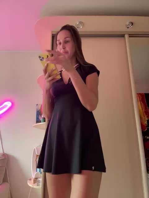 HOT_honey Live Sex December 17, 2025