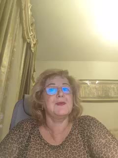 KarinkaSweet Live Sex December 17, 2025