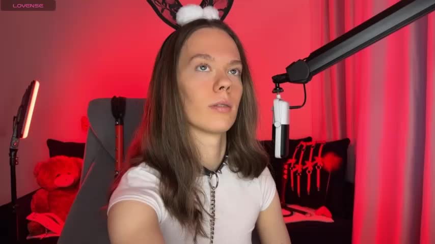 SharkyBaby Live Sex December 13, 2025