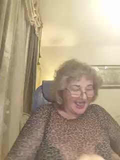 KarinkaSweet Live Sex December 17, 2025