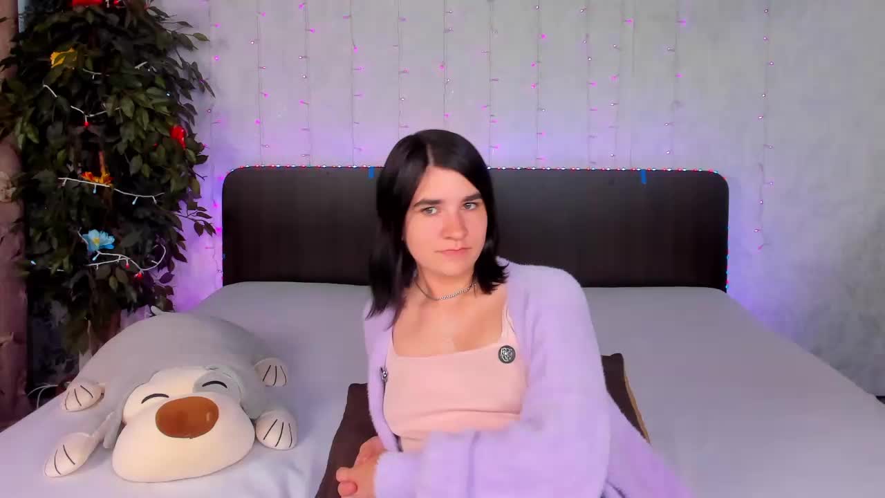 Polly-Love Live Sex December 17, 2025