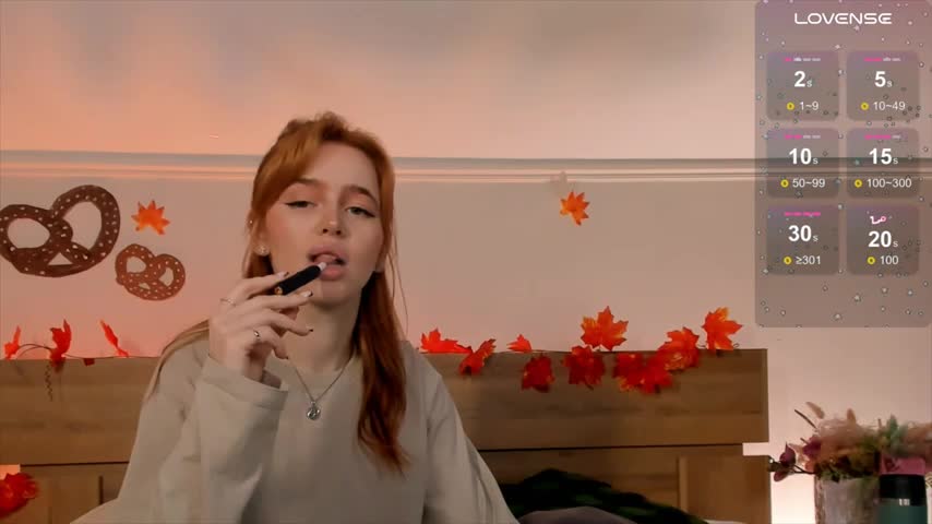 Phoenix_Margo Live Sex December 17, 2025