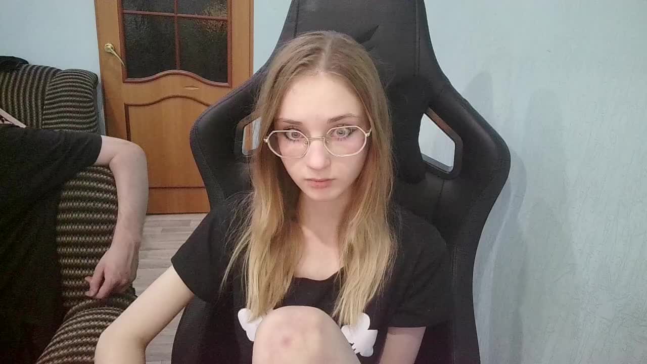 emolina Live Sex December 14, 2025