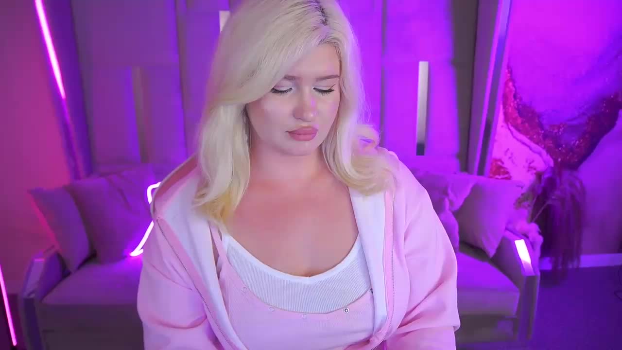 AnoraJoy Live Sex December 17, 2025