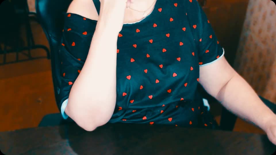 Alisa1917 Live Sex December 17, 2025