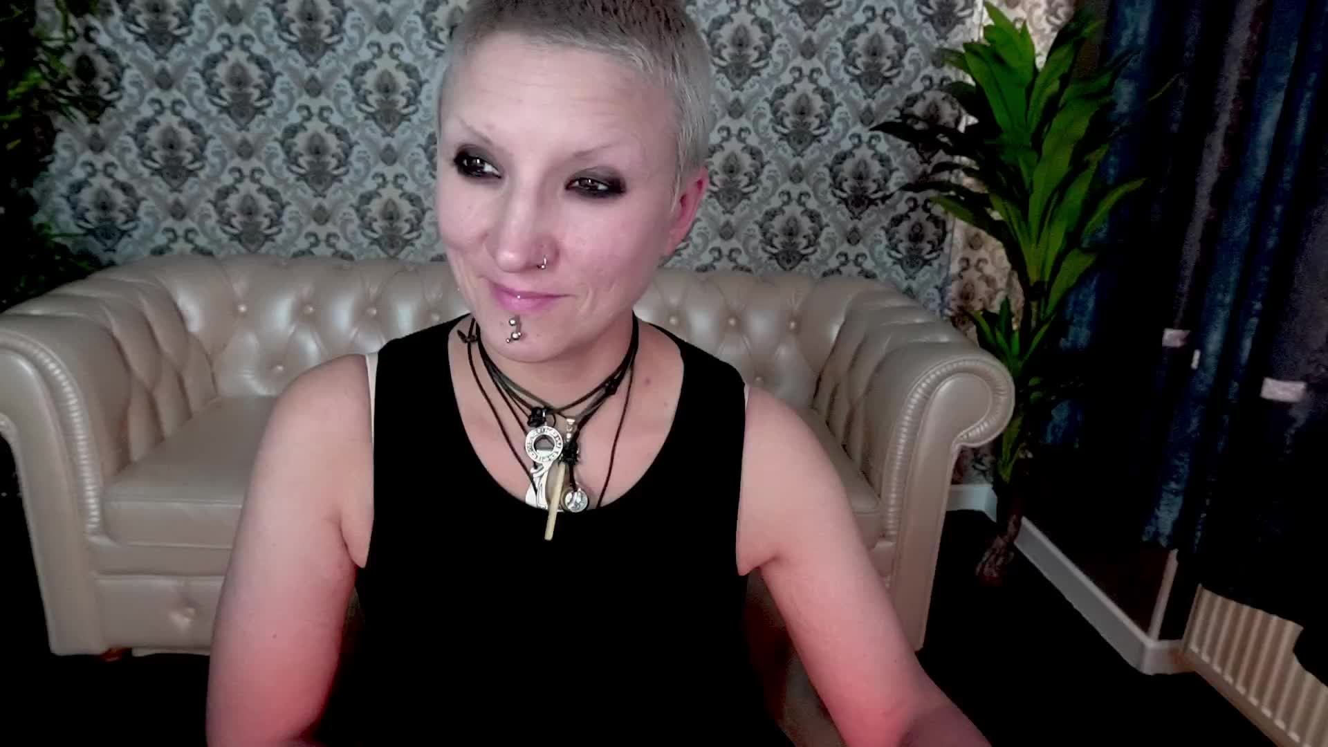 MiraMoonn Live Sex December 13, 2025