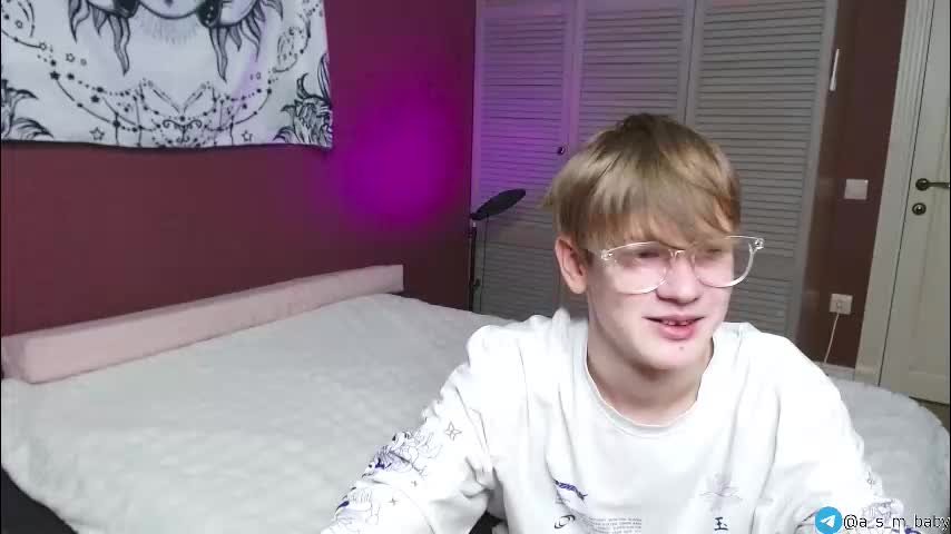 a_s_m_ Live Sex December 17, 2025