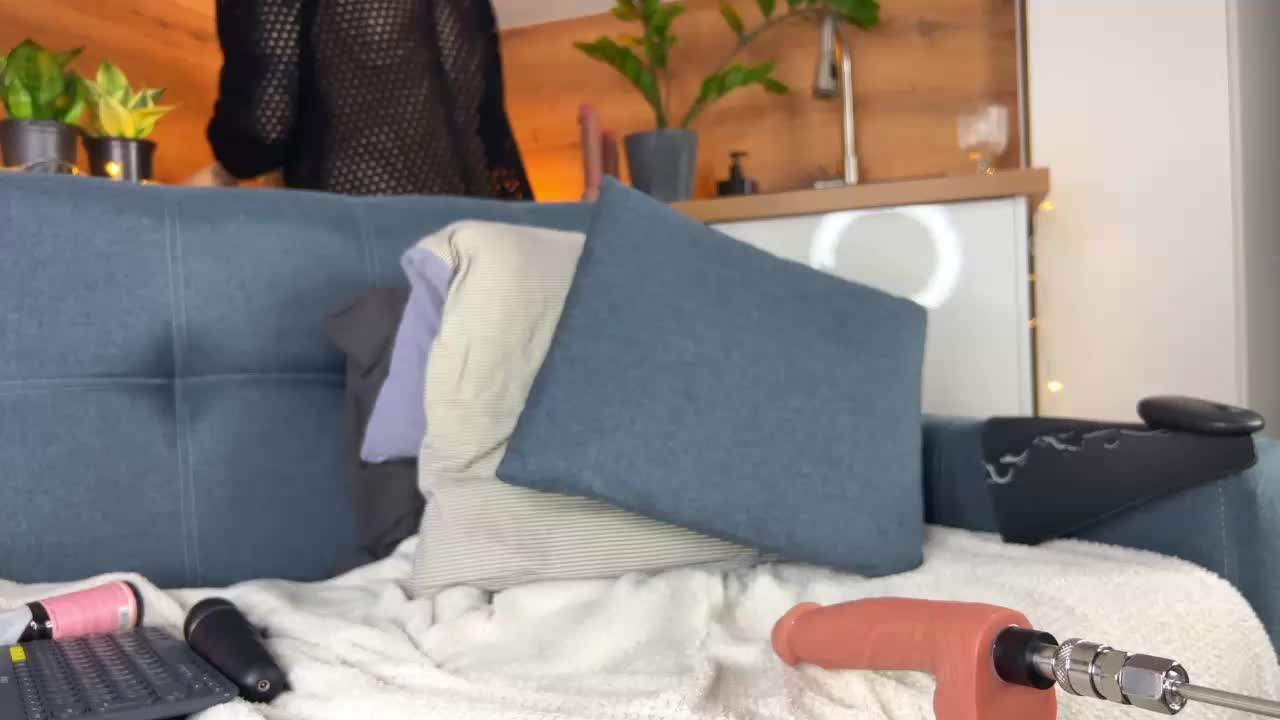 goddesstanya Live Sex December 13, 2025