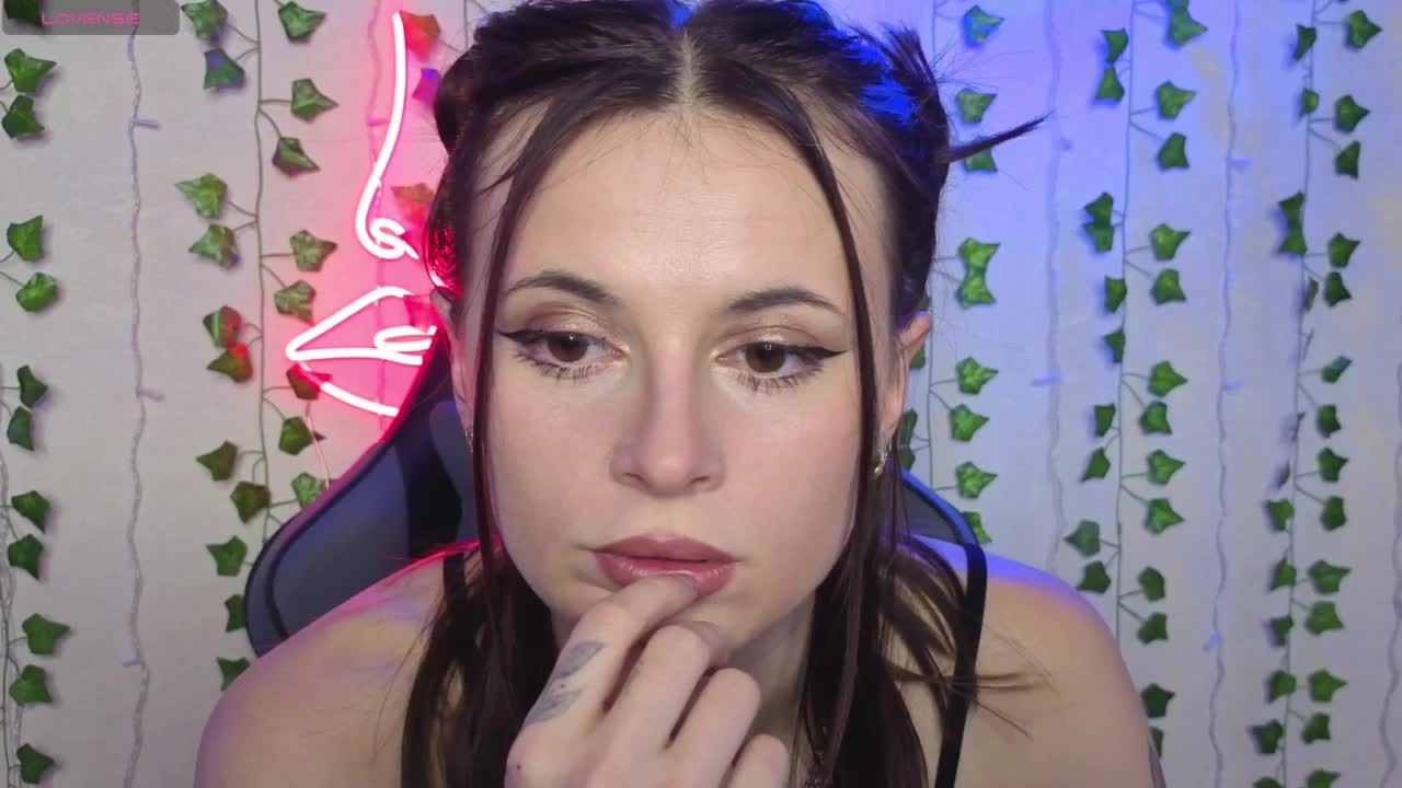 AliceMonta Live Sex December 13, 2025