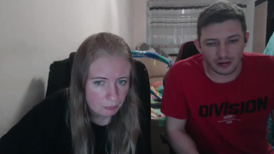 jenisandpeter Live Sex December 19, 2025