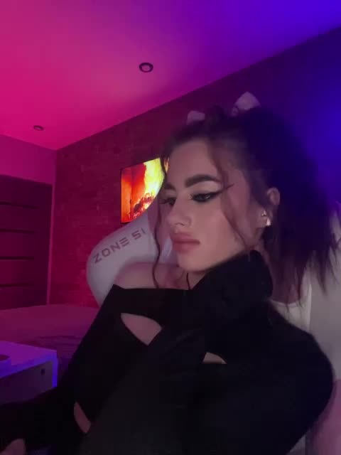 HotGirlEva Live Sex December 14, 2025