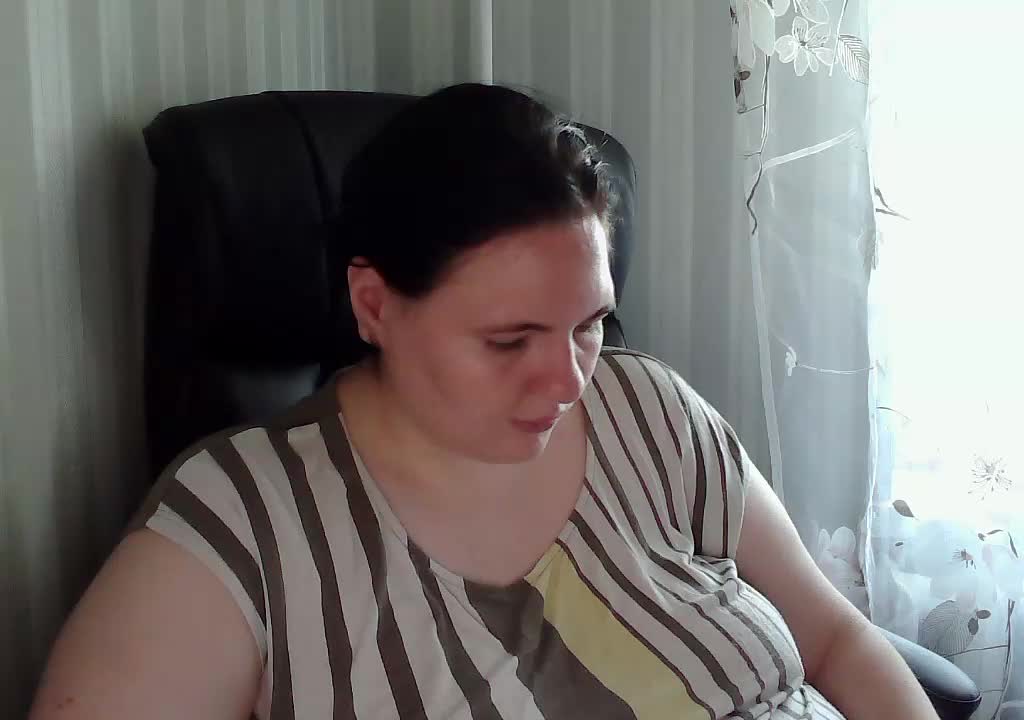 XLisaBlueX Live Sex December 17, 2025