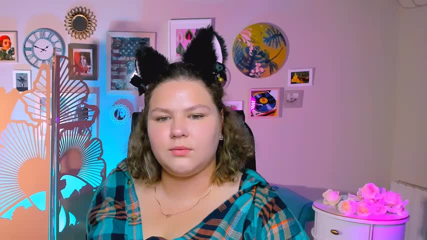 FlorenceAnderson Live Sex December 14, 2025