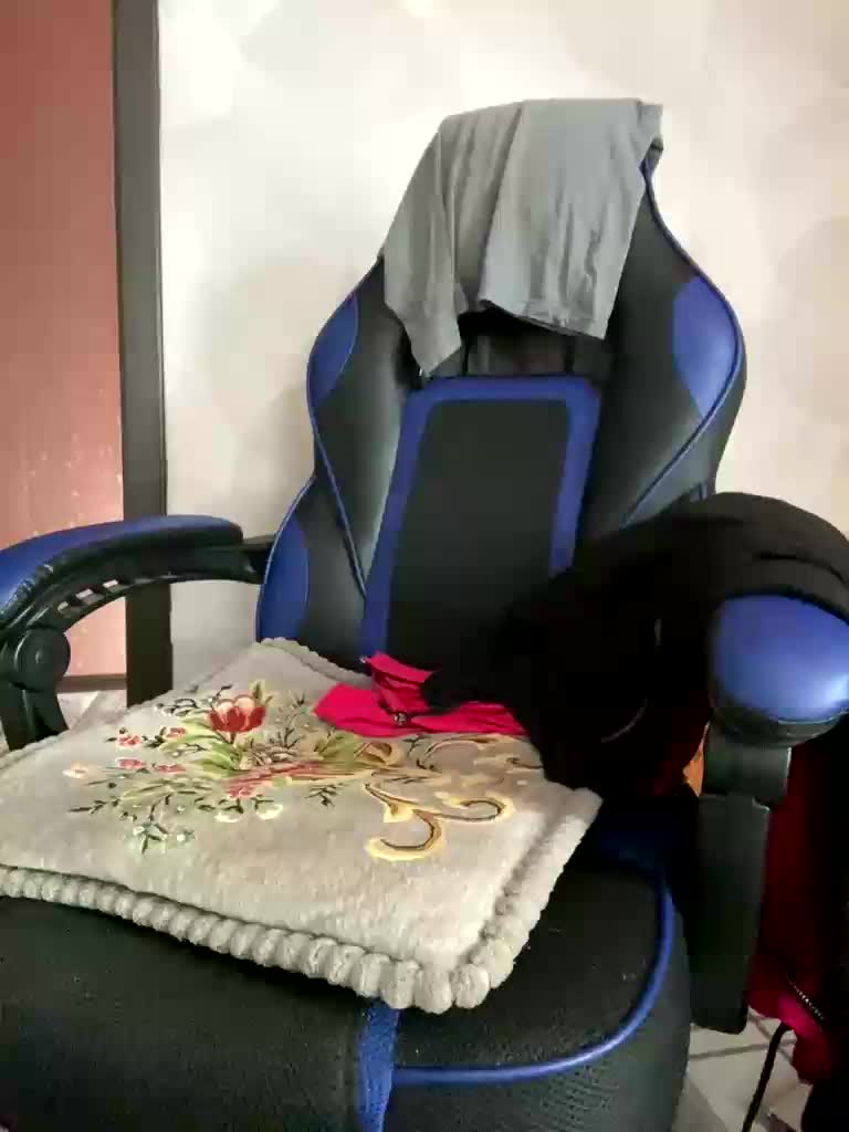 Sexi45 Live Sex December 15, 2025