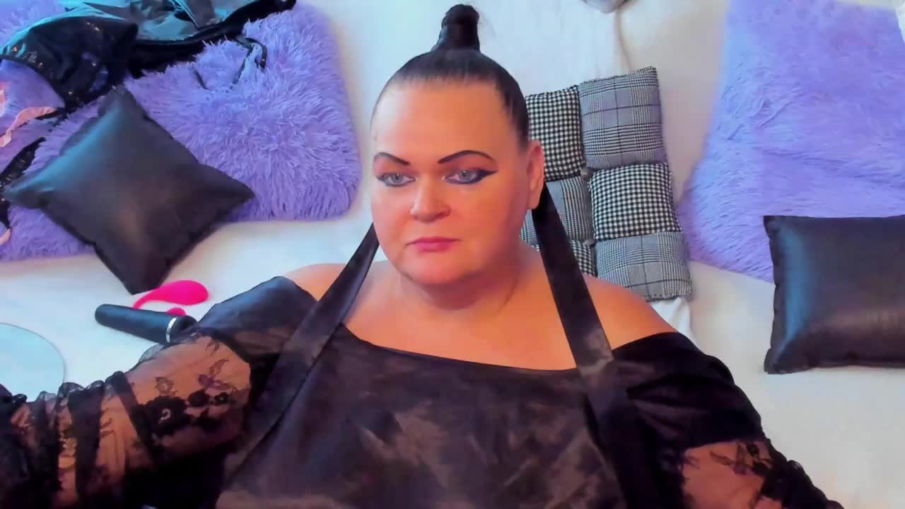 MilanaBiegert Live Sex December 12, 2025