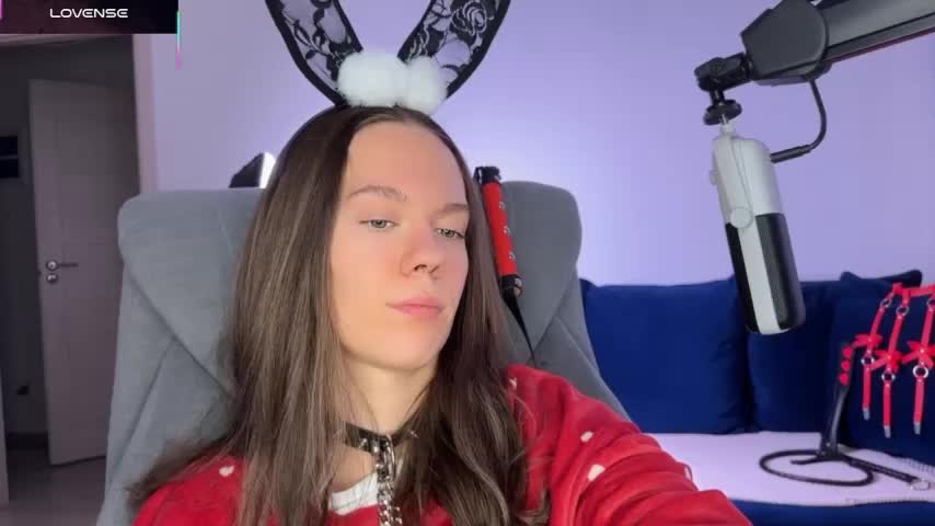 SharkyBaby Live Sex December 13, 2025