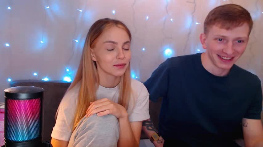 juliaanddima Live Sex December 18, 2025