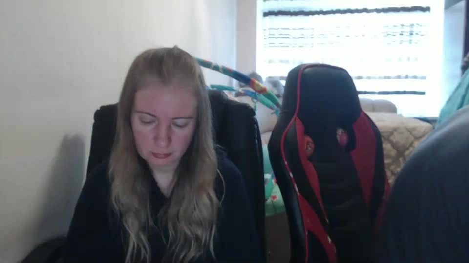 jenisandpeter Live Sex December 19, 2025