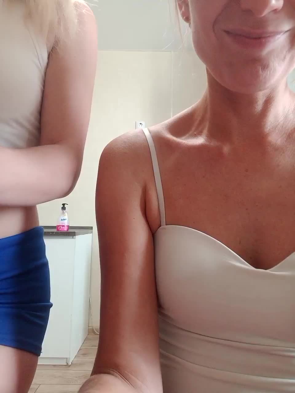 businka11223a Live Sex December 20, 2025