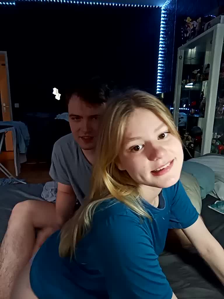 Emma_Peter Live Sex December 13, 2025