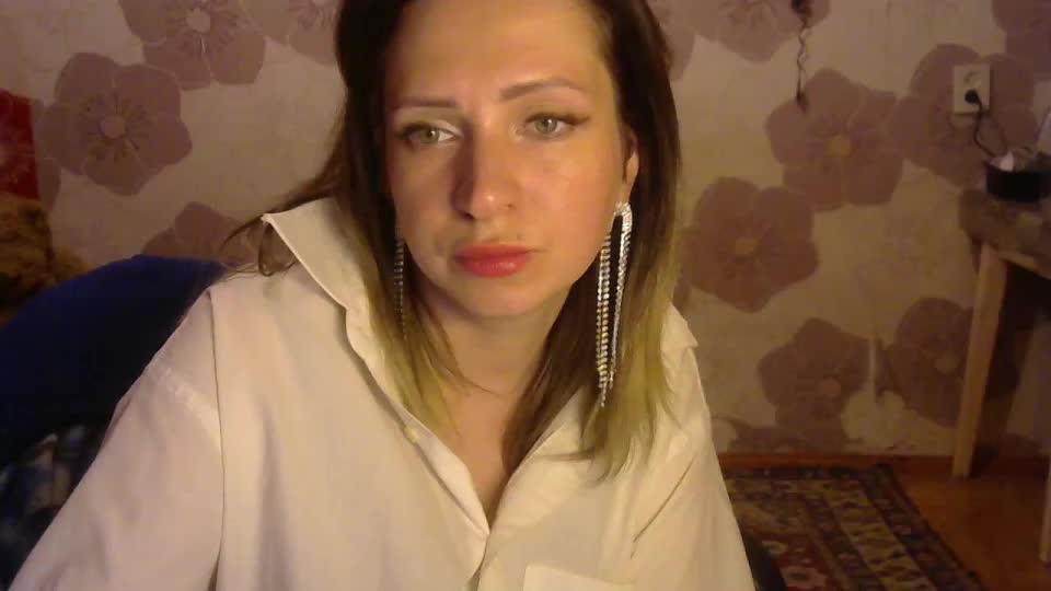 Queen_Daenerys Live Sex December 13, 2025