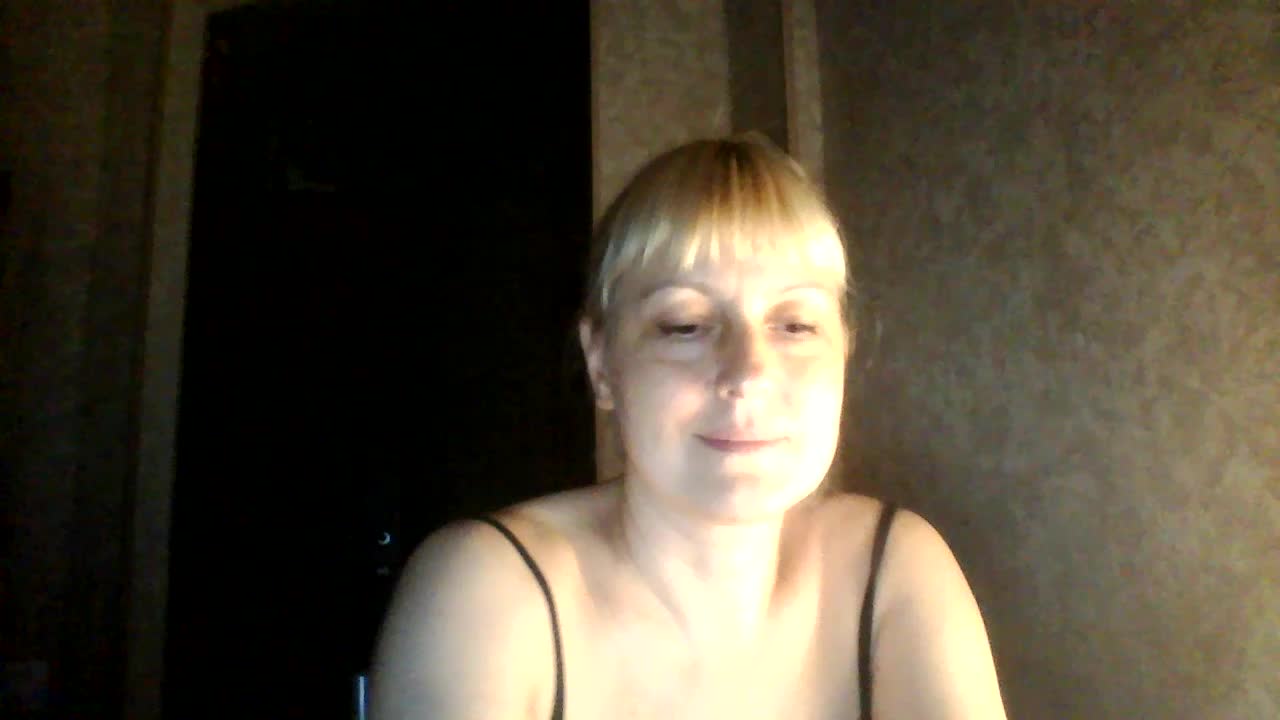 krisss2016 Live Sex December 15, 2025