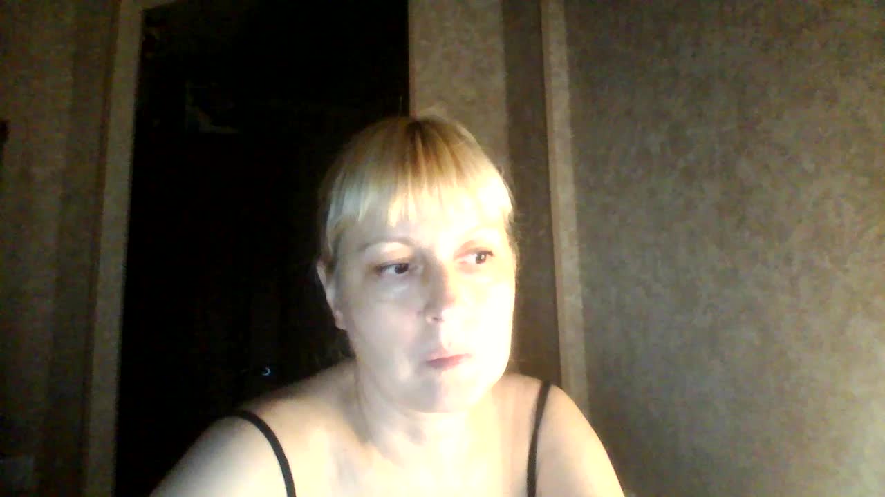 krisss2016 Live Sex December 15, 2025