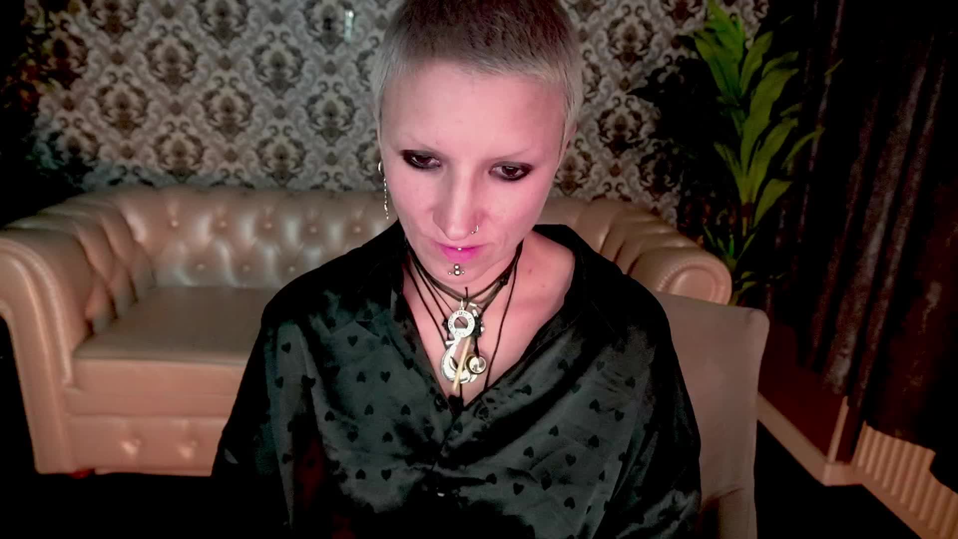 MiraMoonn Live Sex December 13, 2025