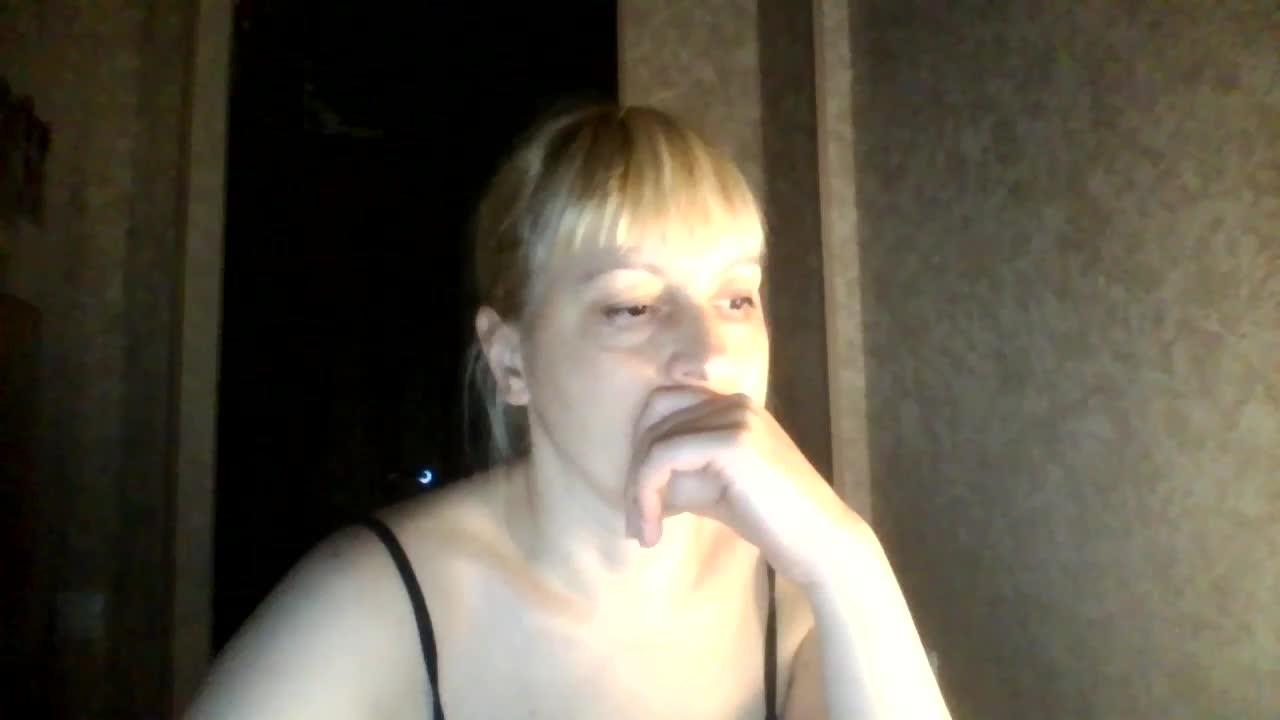 krisss2016 Live Sex December 15, 2025