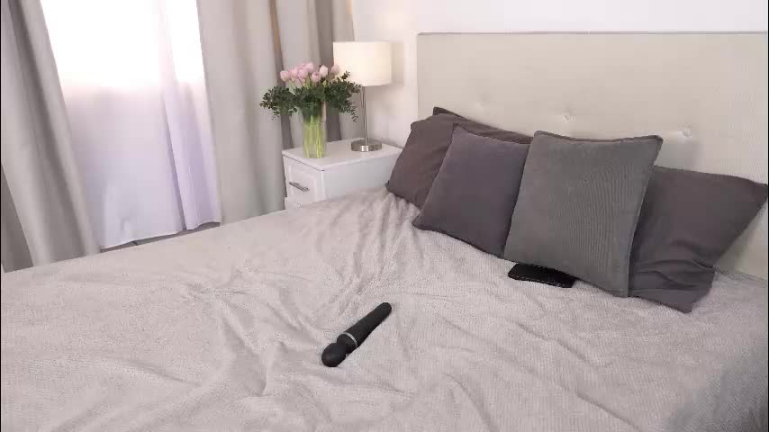 fiamoor Live Sex December 17, 2025