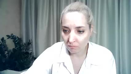 mariska-kiska Live Sex December 14, 2025