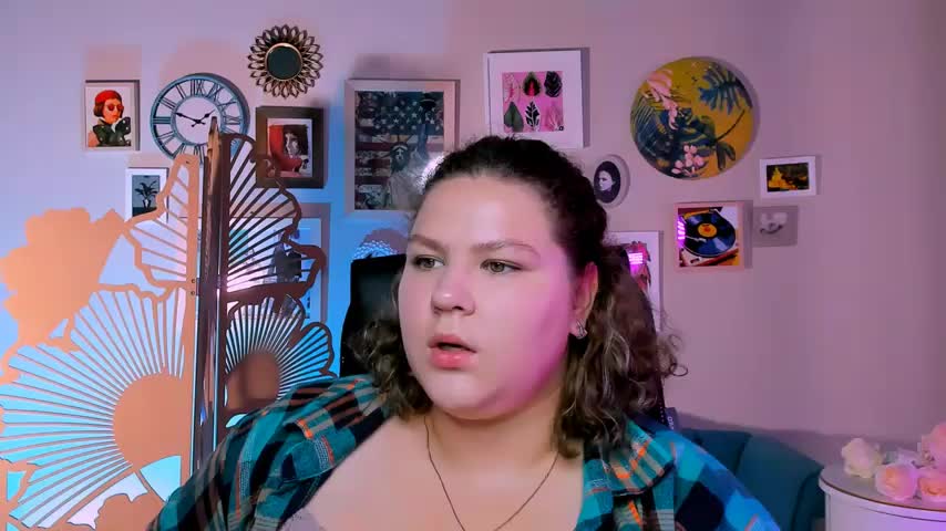 FlorenceAnderson Live Sex December 14, 2025