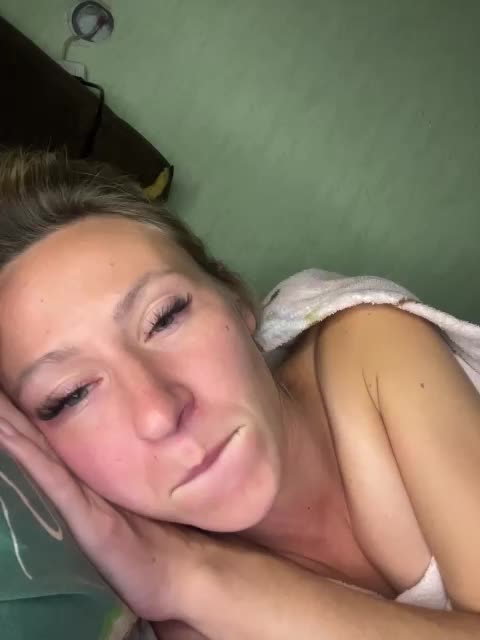 Saveta Live Sex December 14, 2025