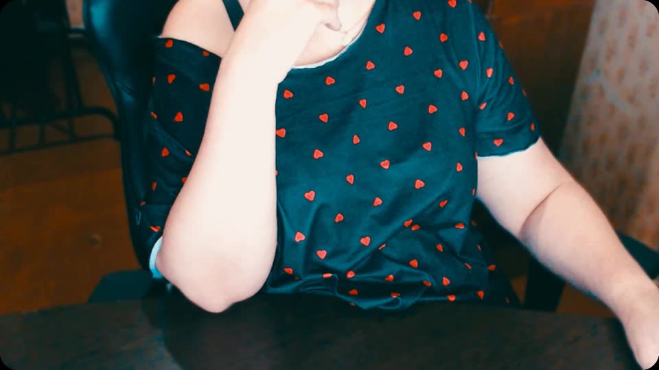 Alisa1917 Live Sex December 17, 2025