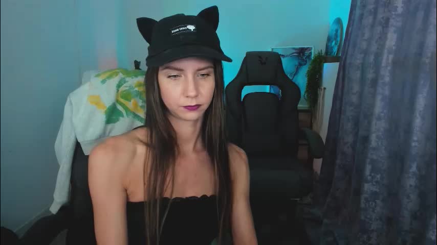 emilywiled Live Sex December 17, 2025