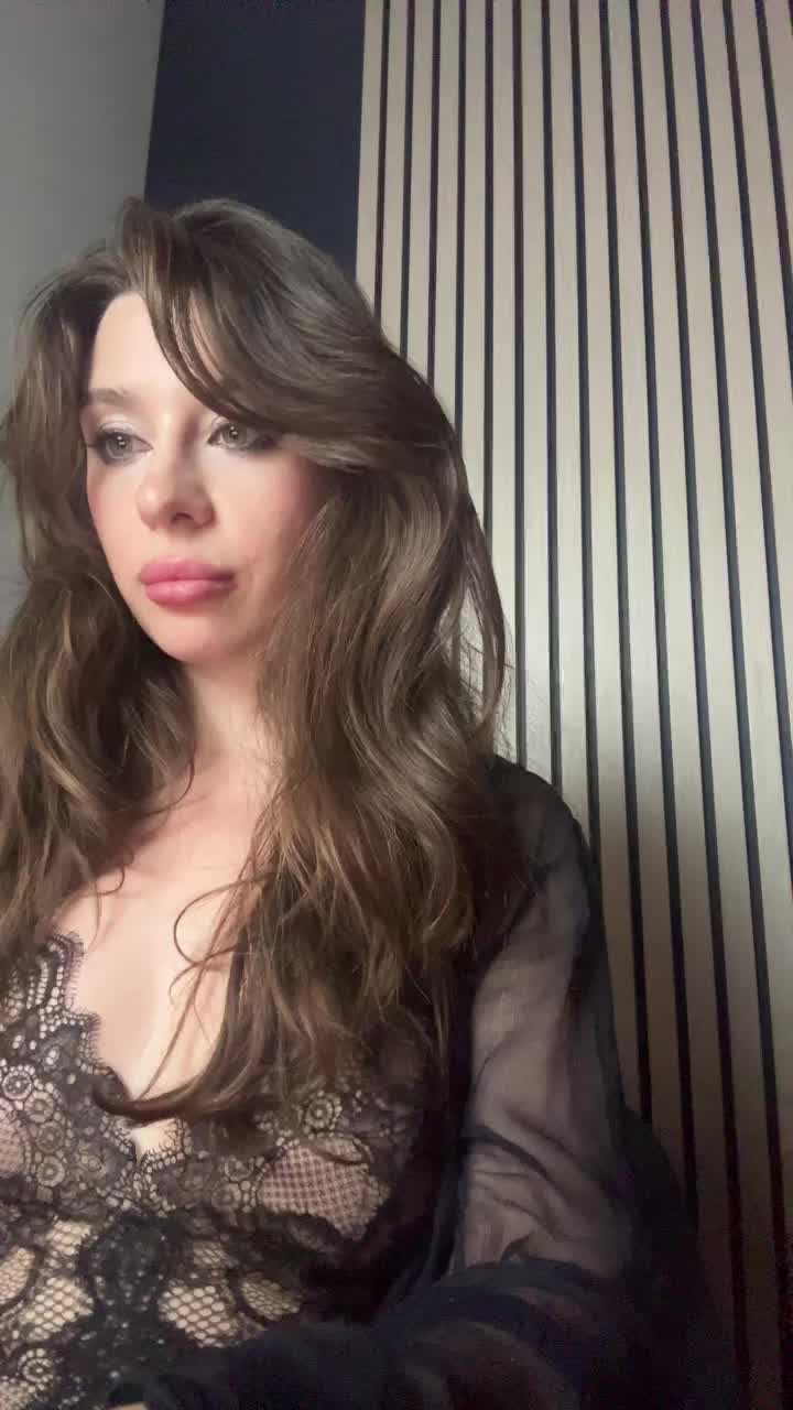 Melissa222Femdom Live Sex December 14, 2025