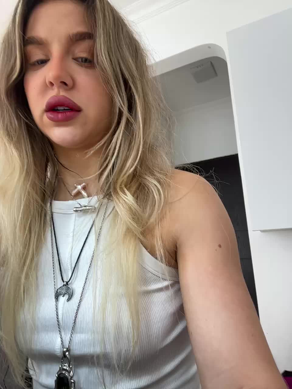 MistressX555 Live Sex December 17, 2025